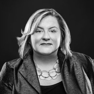 5eac5de691dd17b060eab02d_Joanna POLITICS 1